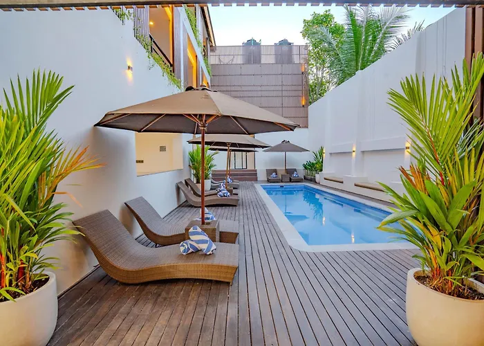 Anandani Apartahotel 3*