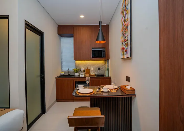 Anandani Apartahotel 3*
