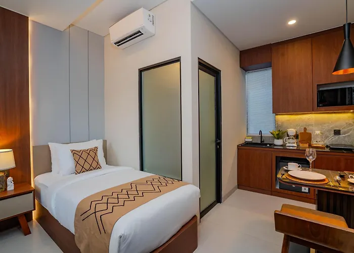 Anandani Apartahotel 3*